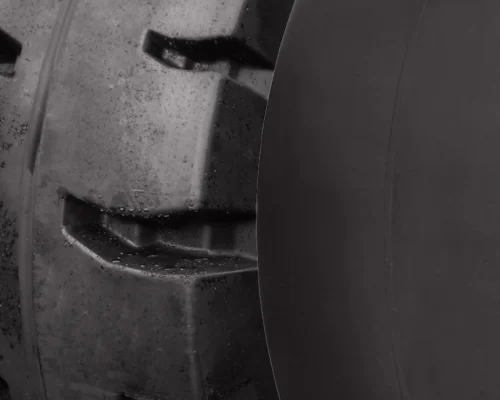 Product-Gallery-SolidBoss-Loader-Tires-treads