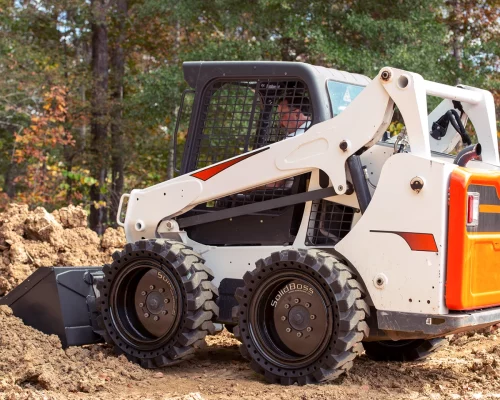 Product-Gallery-Solidboss-R4-Skidloader-application-2